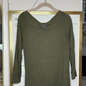 Green Relaxed 3/4 Sleeve Tee